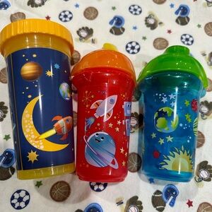 03 sippy cups (munchkin and capitolcups)